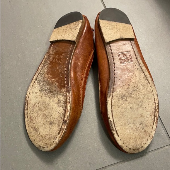 Frye Chestnut Leather Flats - Picture 4 of 9